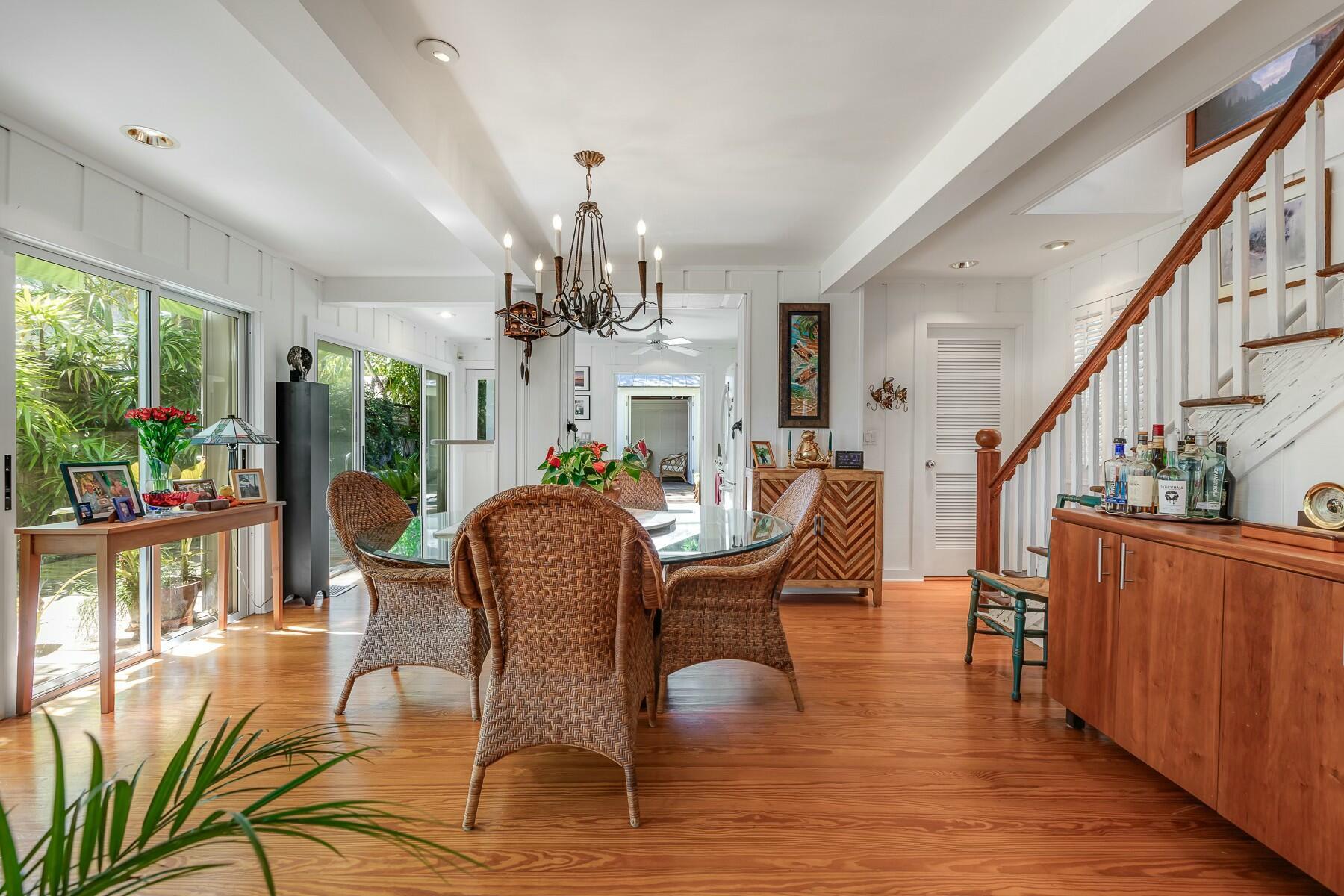 Old Town- Unrecord (1.0) - Residential