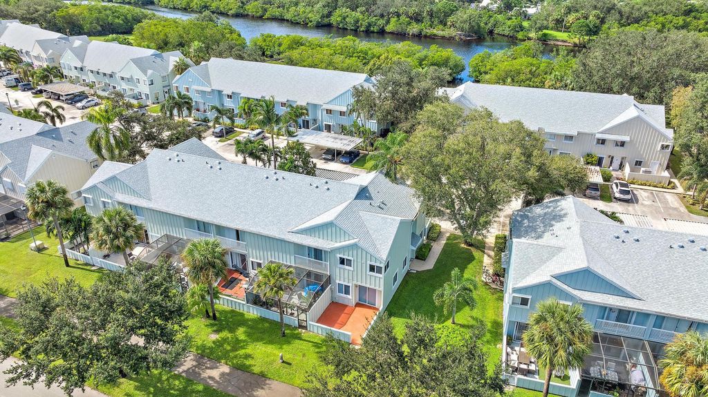 Photo of 6239 Riverwalk Lane #6, Jupiter, FL 33458 (MLS # R11029871)