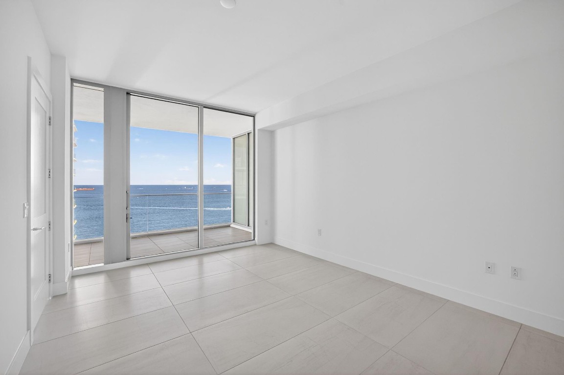 Selene Oceanfront - Residential