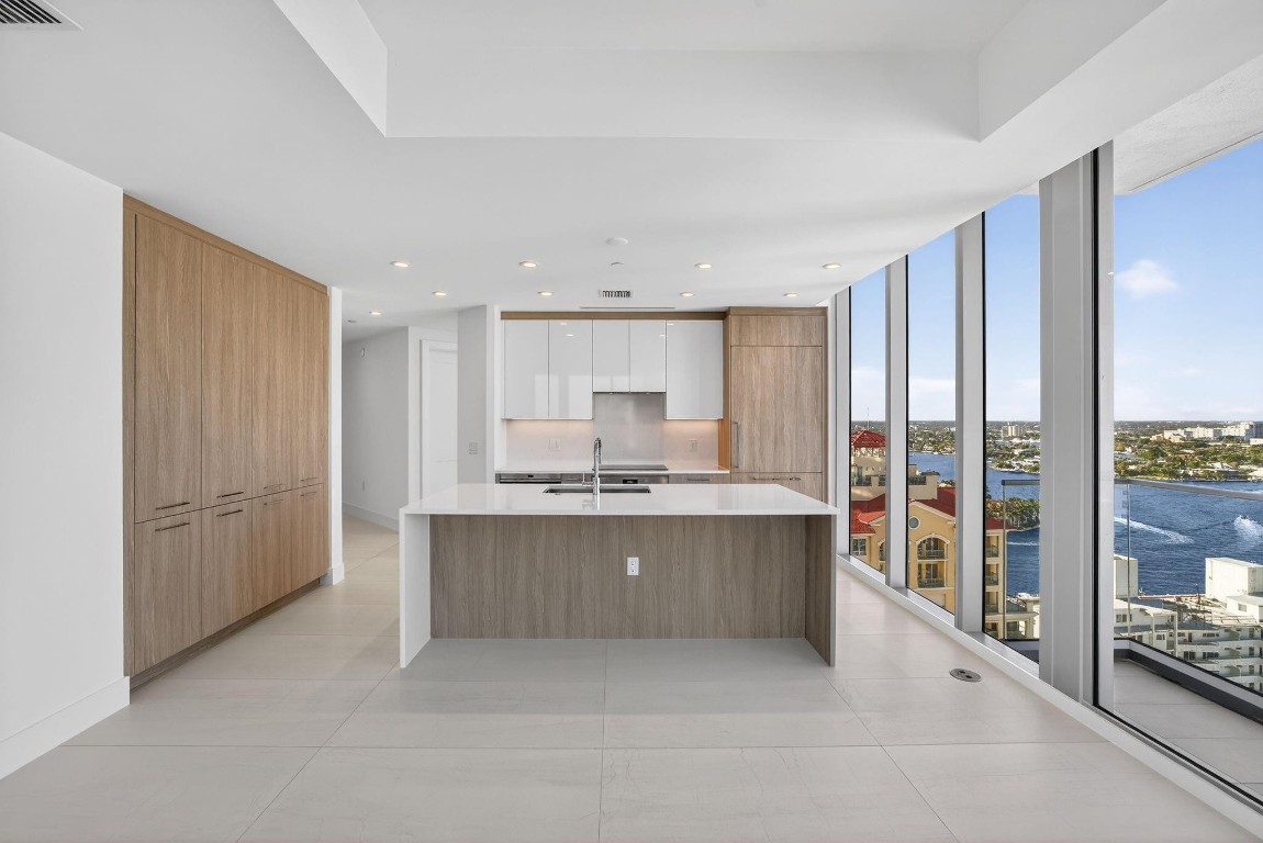 Selene Oceanfront - Residential