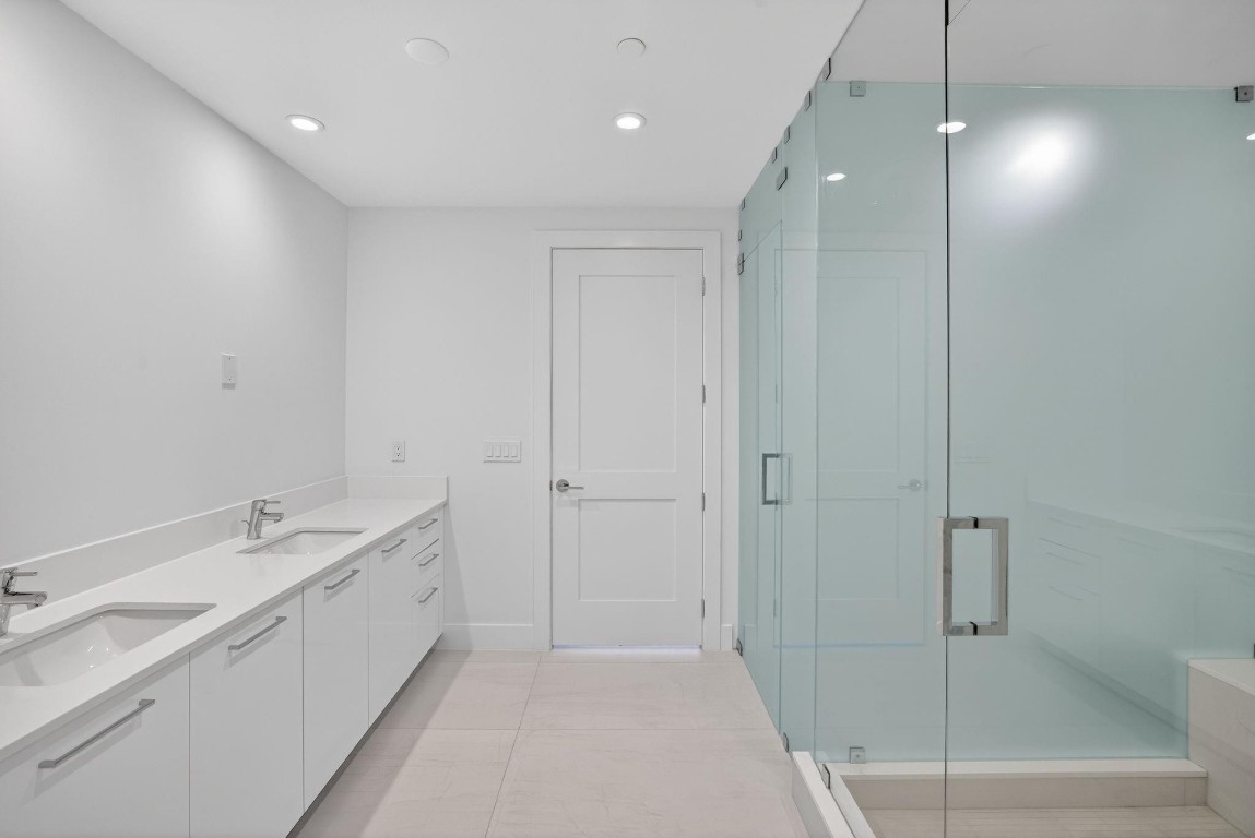 Selene Oceanfront - Residential