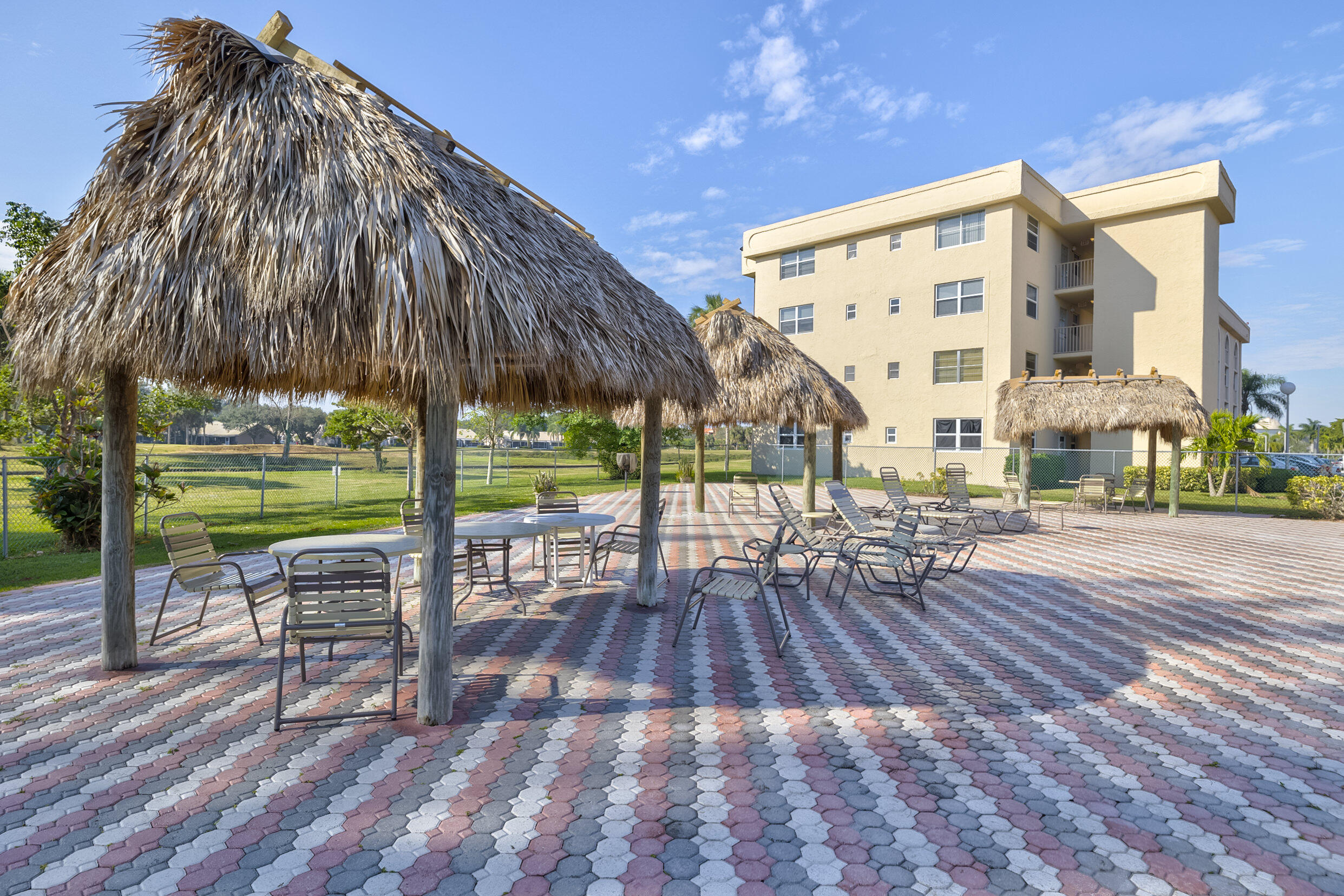 HOLIDAY SPRINGS VILLAGE 1 CONDO - Residential