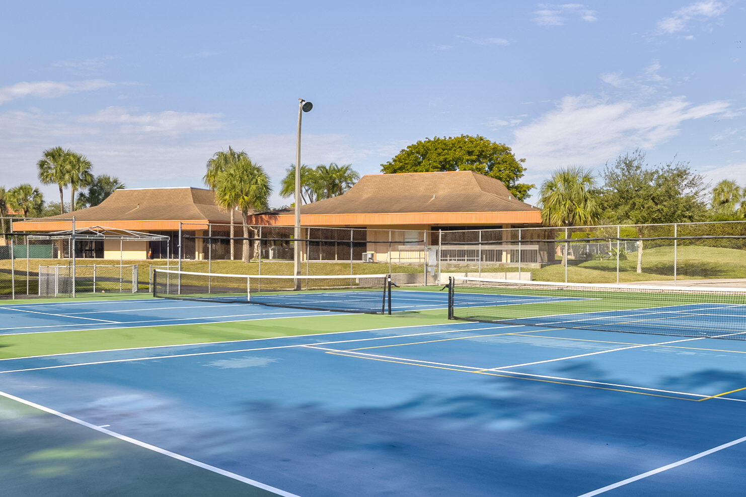 HOLIDAY SPRINGS VILLAGE 1 CONDO - Residential