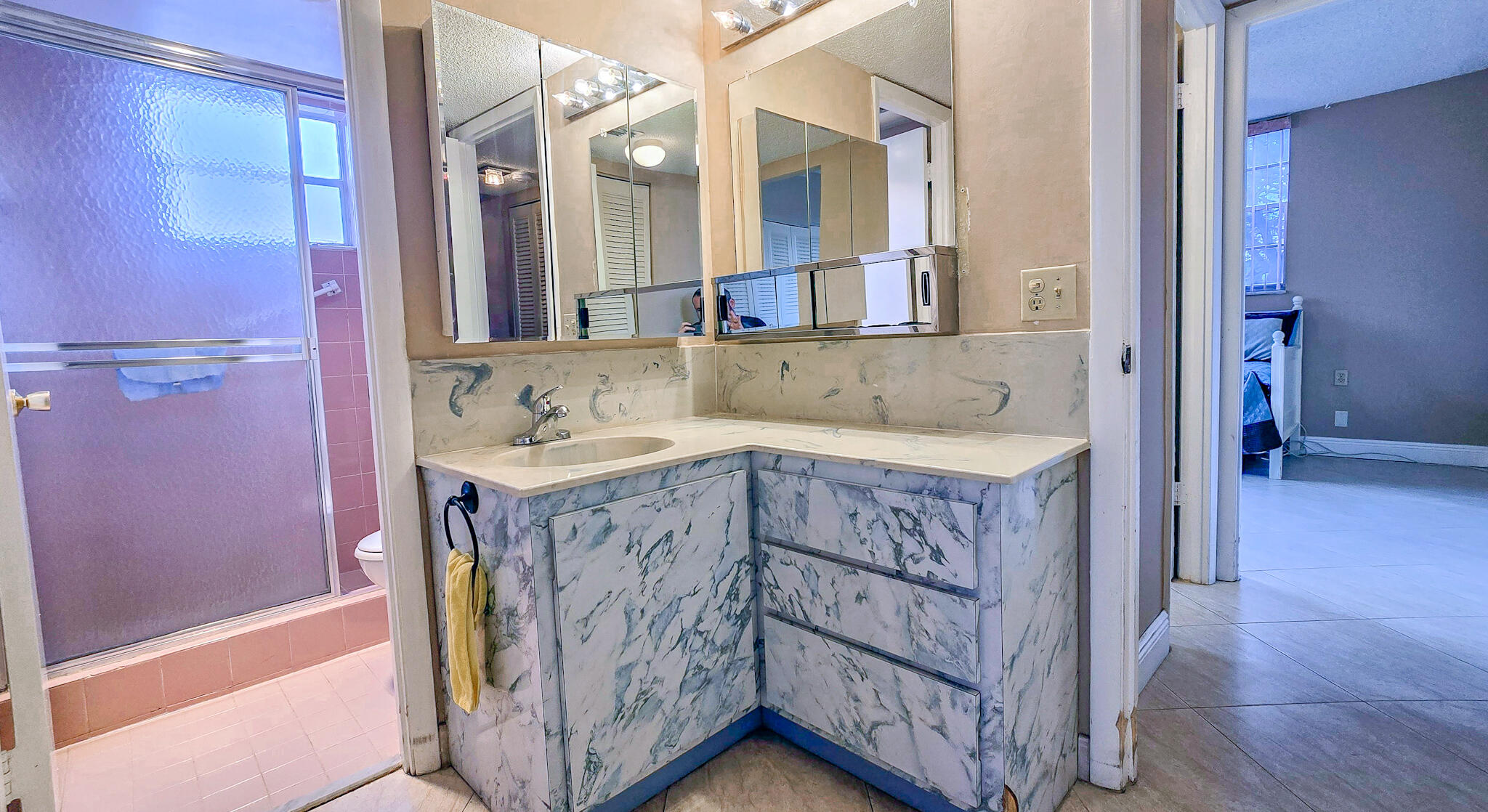 HOLIDAY SPRINGS VILLAGE 1 CONDO - Residential