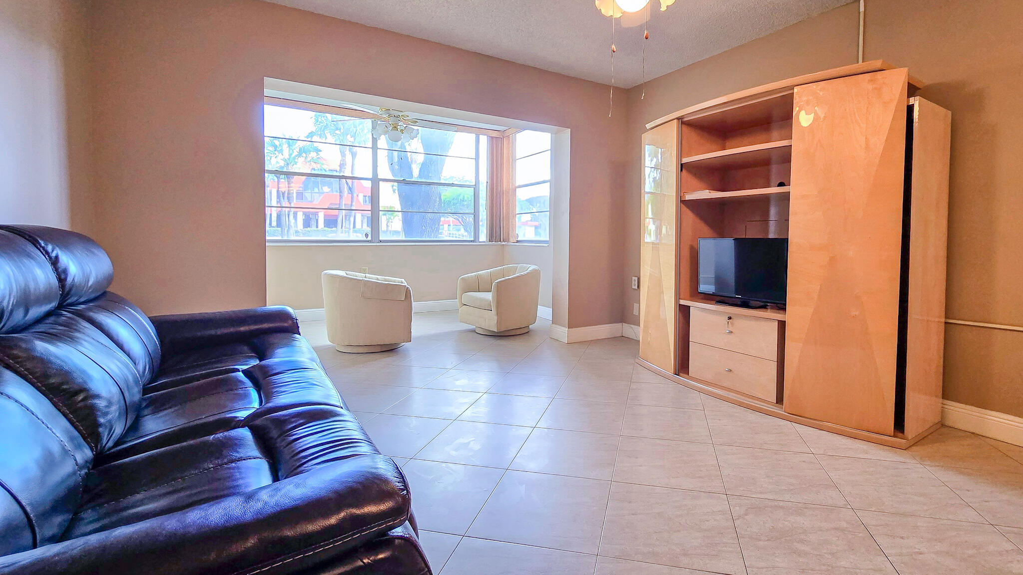 HOLIDAY SPRINGS VILLAGE 1 CONDO - Residential