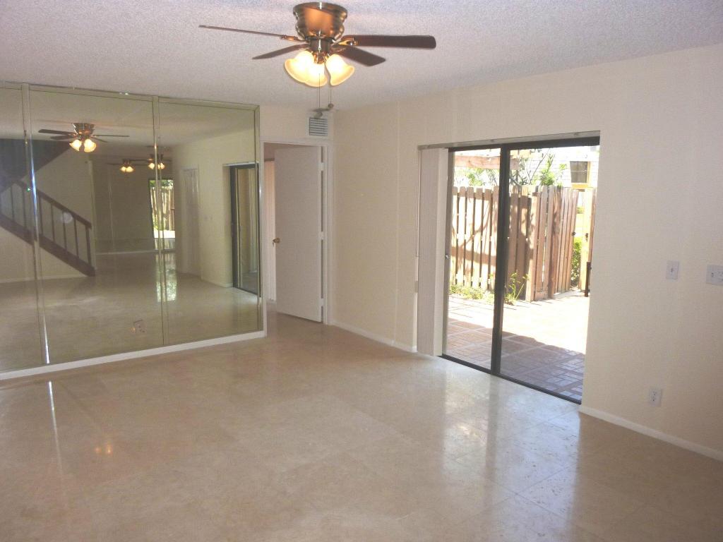 OAKWOOD LAKES CONDO - Residential Lease