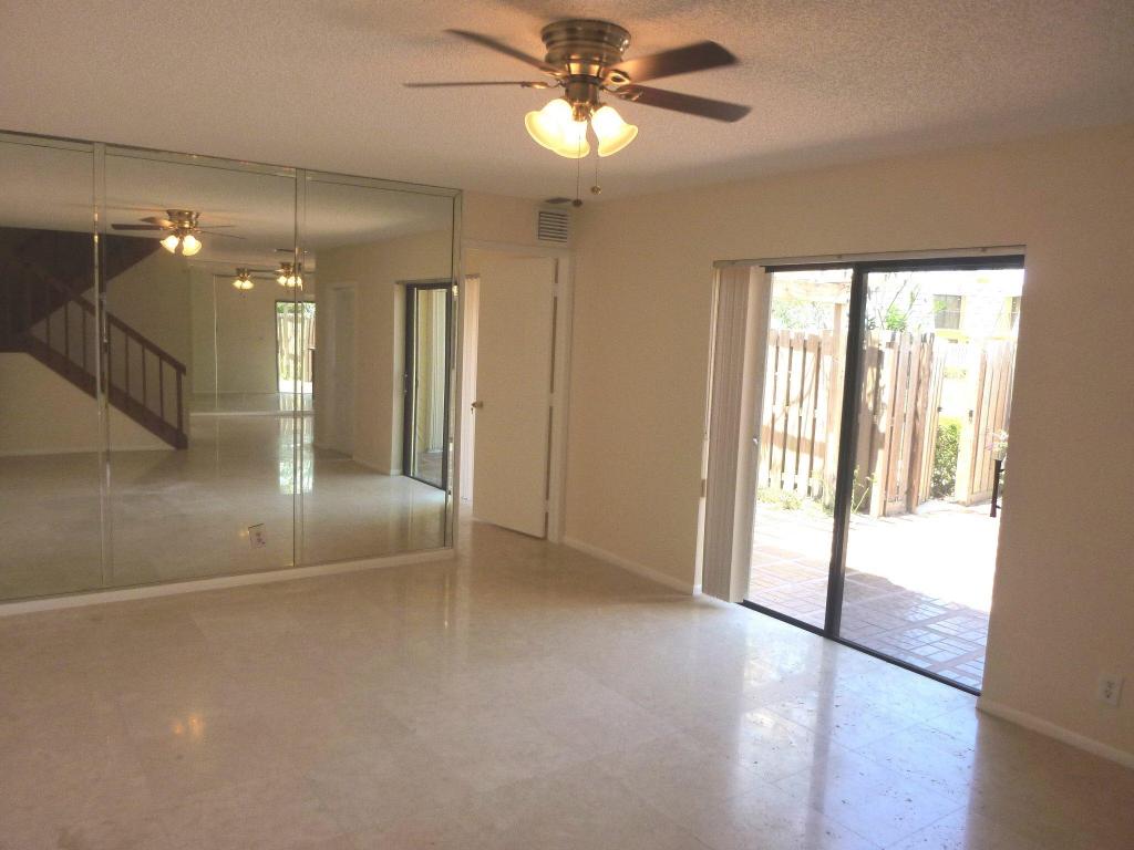 OAKWOOD LAKES CONDO - Residential Lease