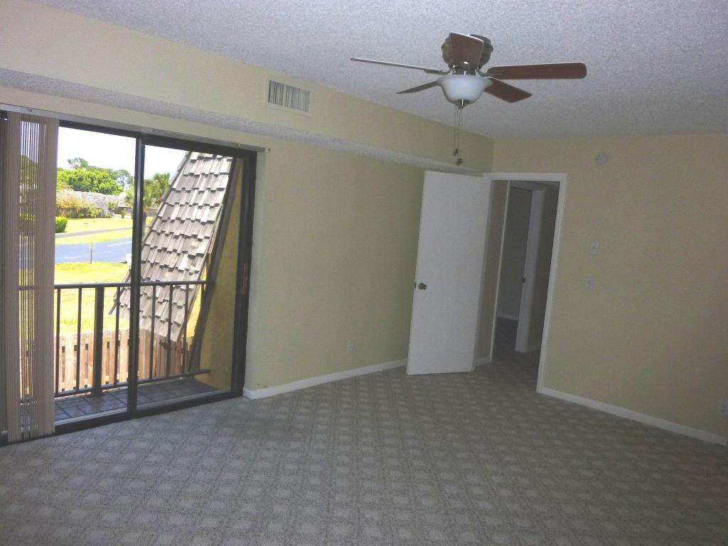 OAKWOOD LAKES CONDO - Residential Lease