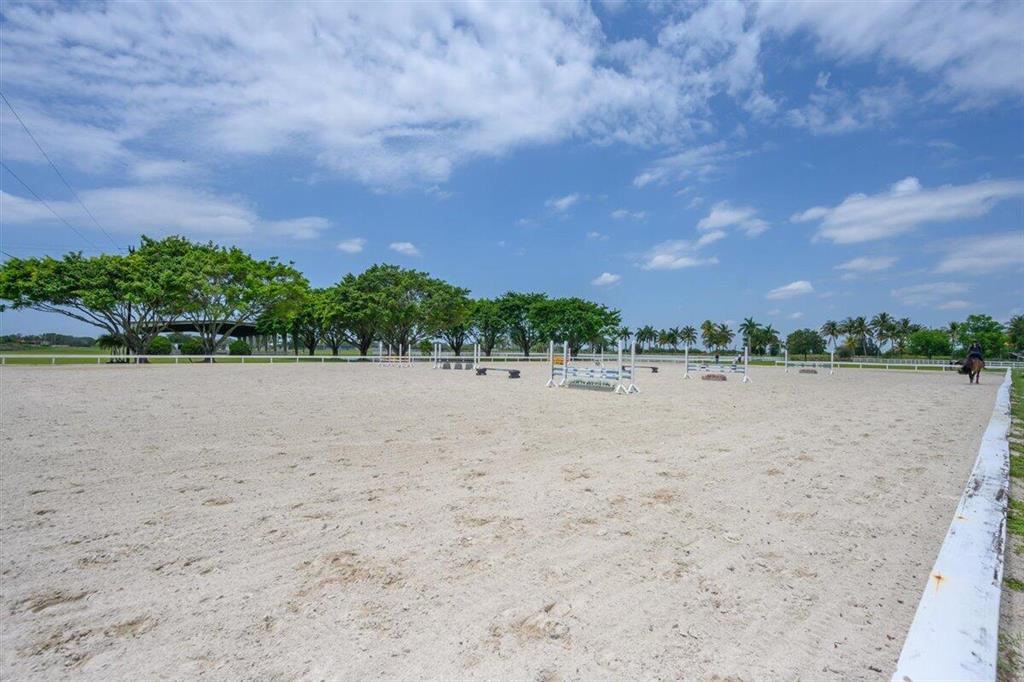 PALM BEACH FARMS CO 1 - Residential