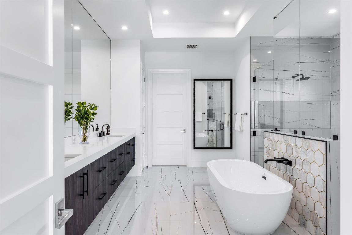 Coral Estates - Residential