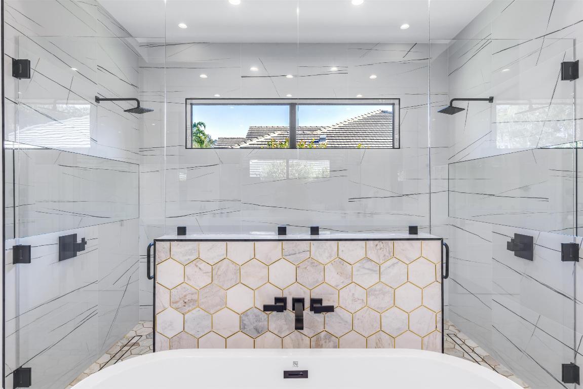 Coral Estates - Residential