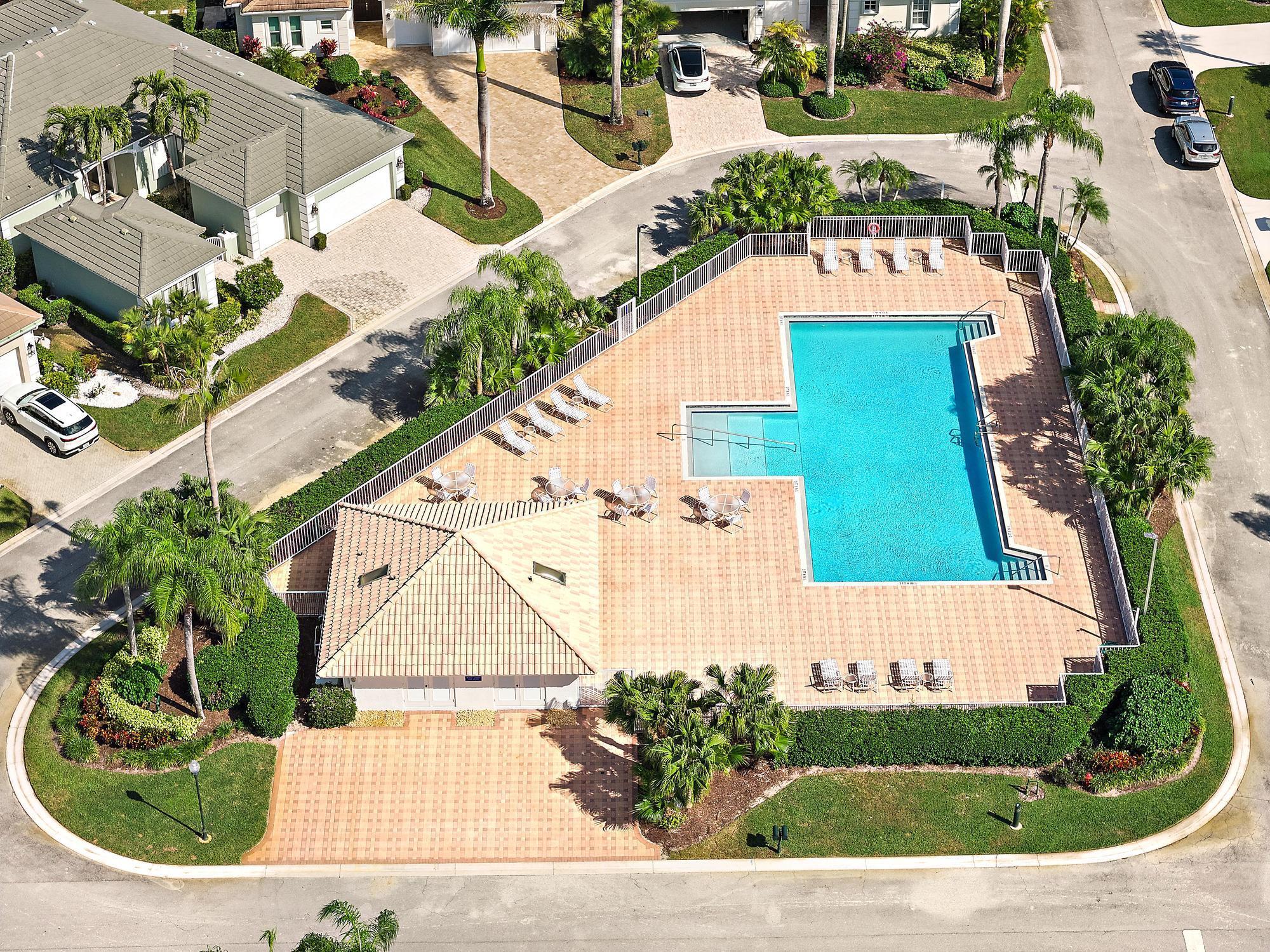 HOBE SOUND GOLF CLUB - Residential