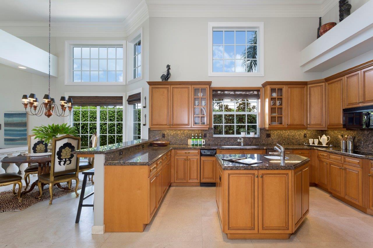 Royal Palm Yacht & Countr - Residential