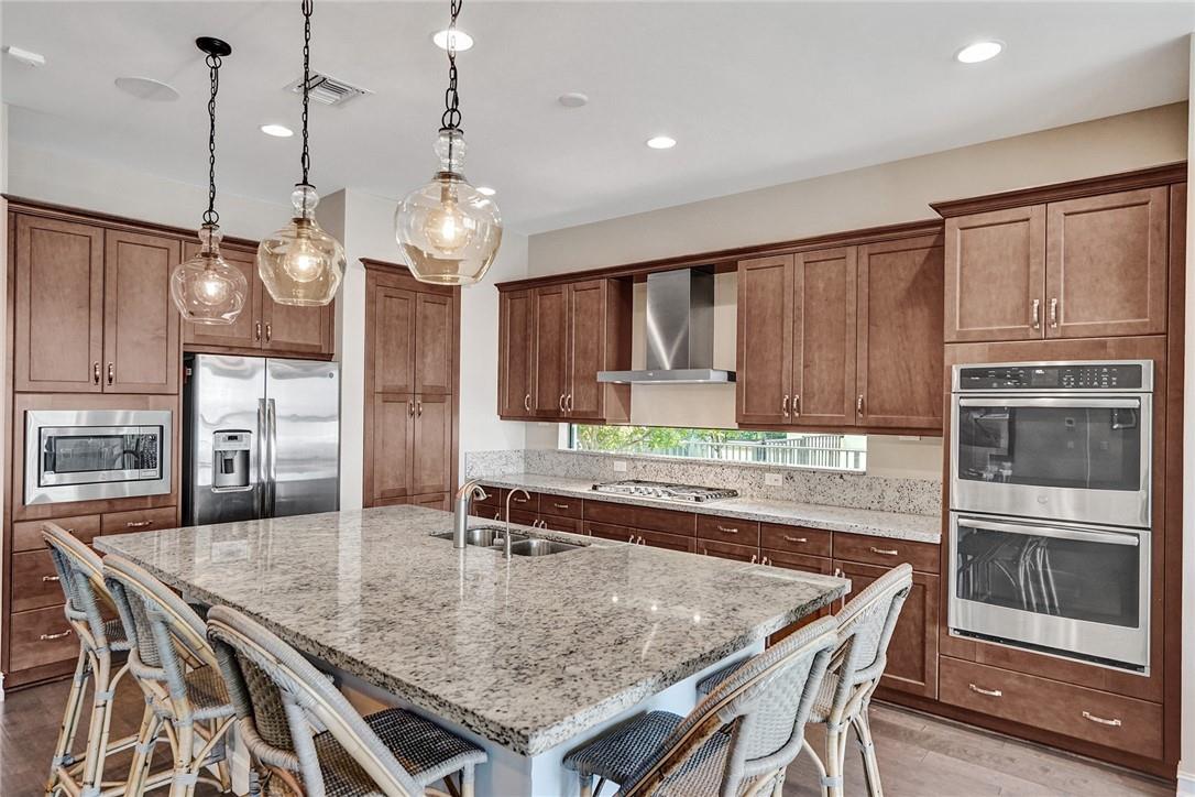 BRUSCHI PROPERTY - Residential