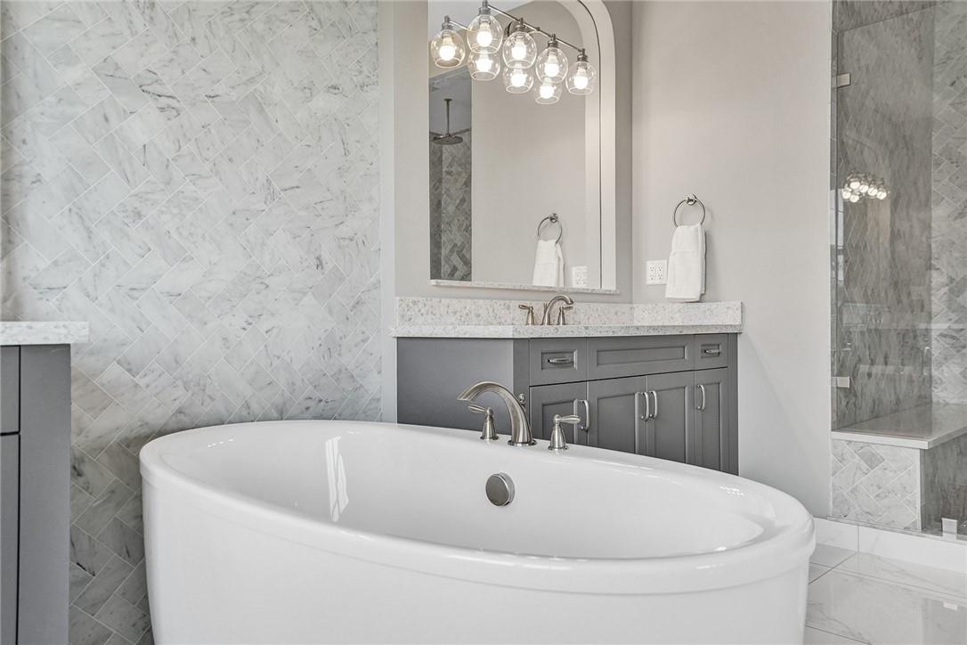 BRUSCHI PROPERTY - Residential