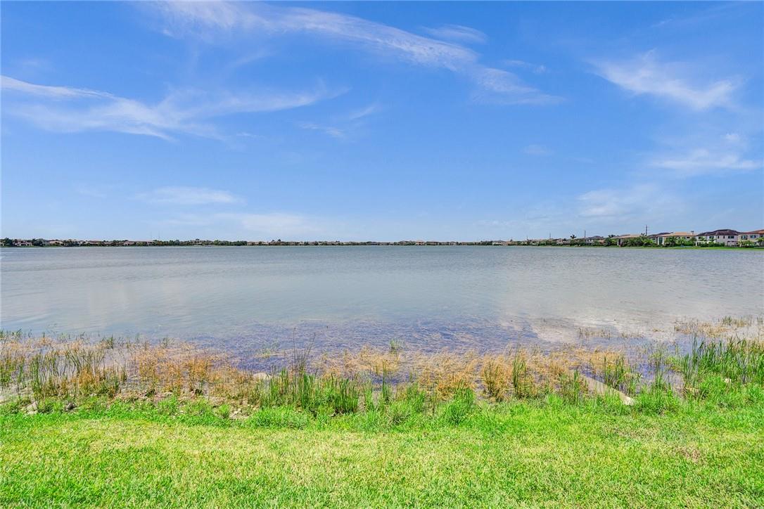 BRUSCHI PROPERTY - Residential