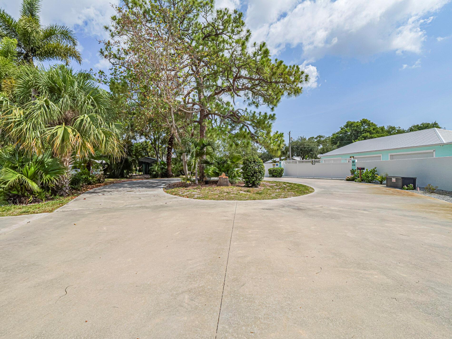 406 9th Court