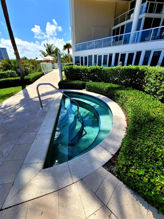 OCEAN RESIDENCES AT BOCA - Residential