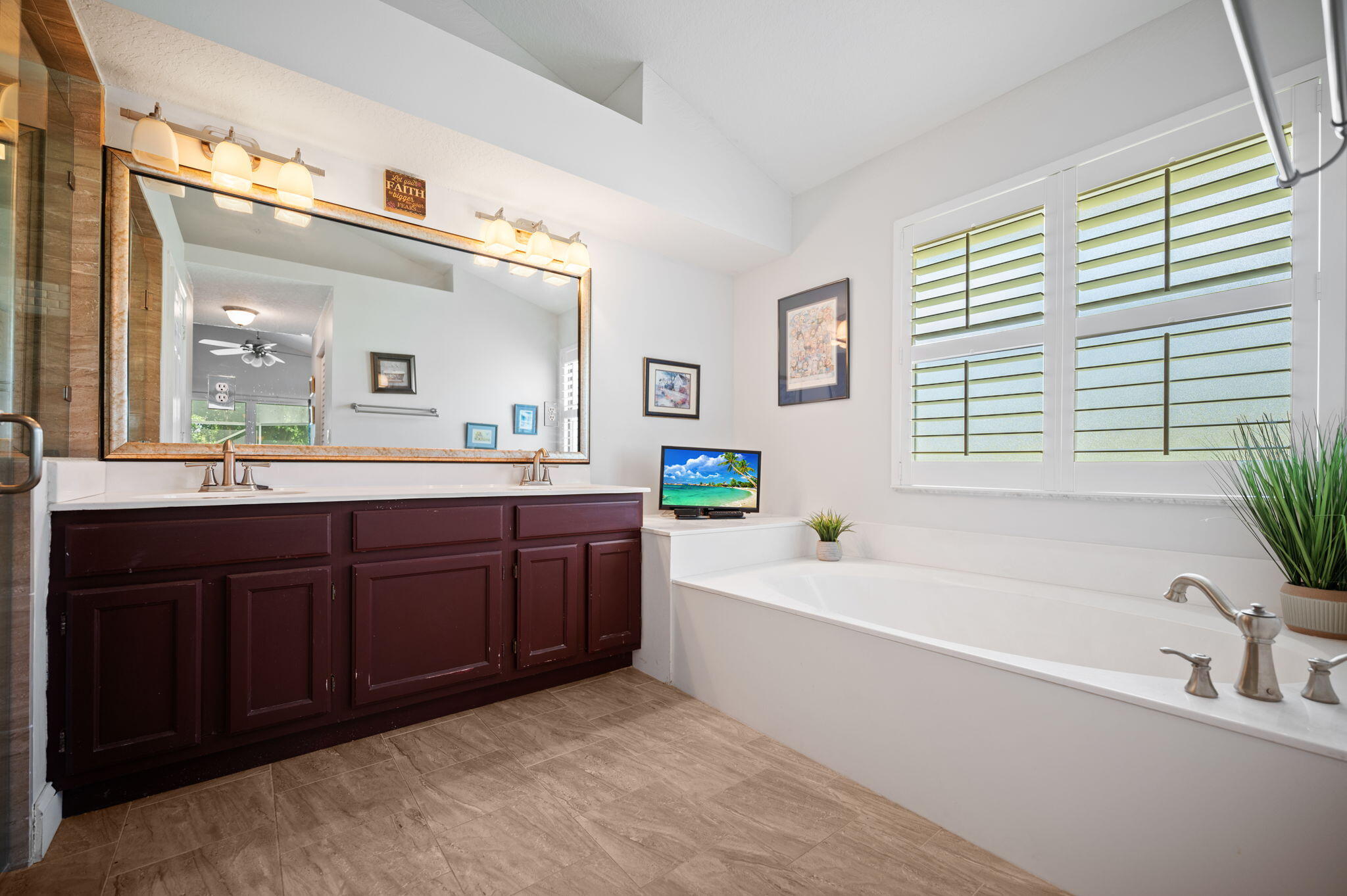 ELYSIUM AT ARBORS - Residential