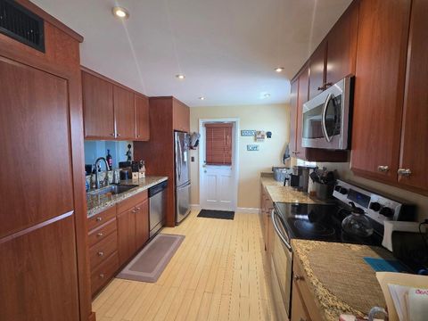 Tiny photo for 9101 W Sample Road W #501, Coral Springs, FL 33065 (MLS # B26040530)