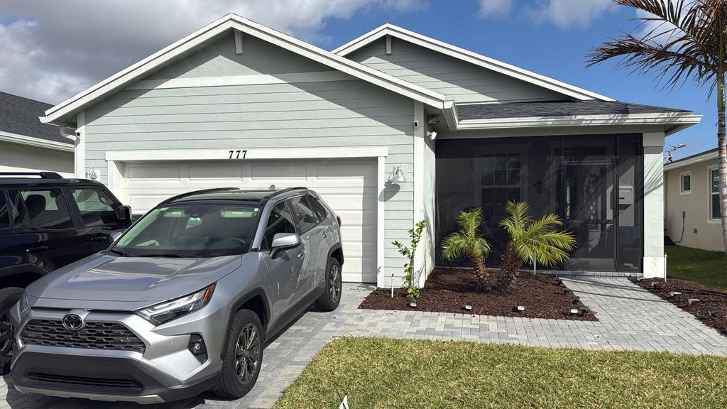 Photo of 777 SE Bloomfield Road SE, Port Saint Lucie, FL 34984 (MLS # B26019439)