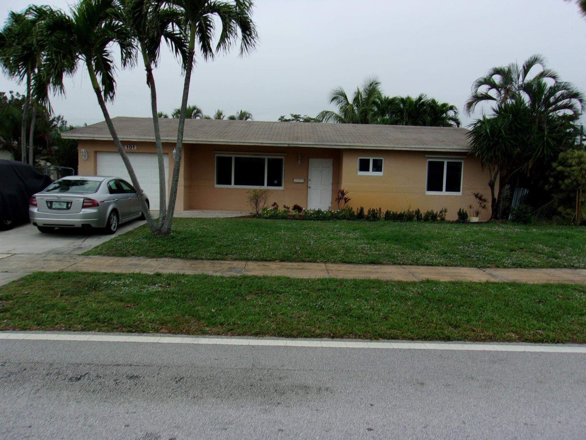 Very spacious single family home with garage, washer/dryer, huge fenced back yard. Updated kitchen, all tile floors, new hurricane windows and sliding glass doors to the large, fenced back yard. No HOA. No pets please.
