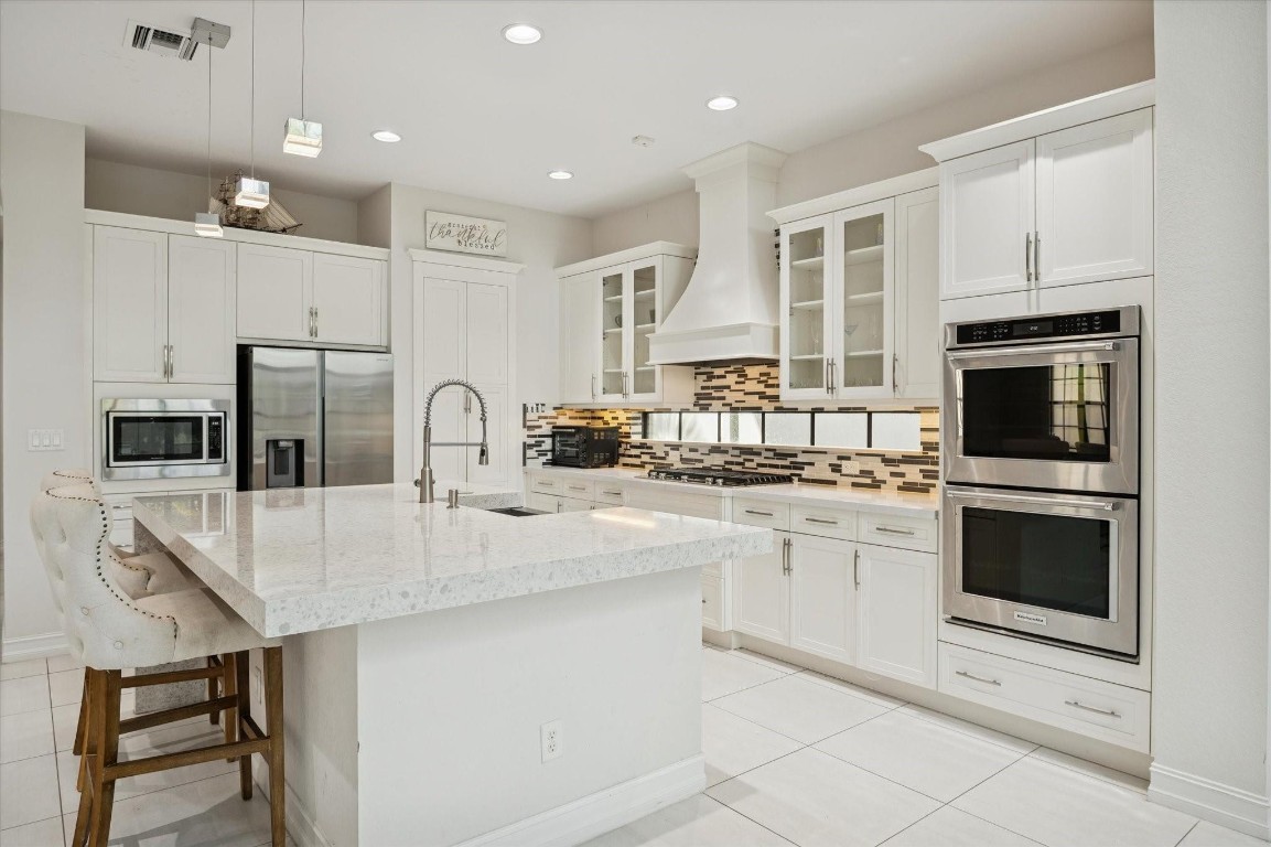 Bruschi Prop 180-105 B - Residential