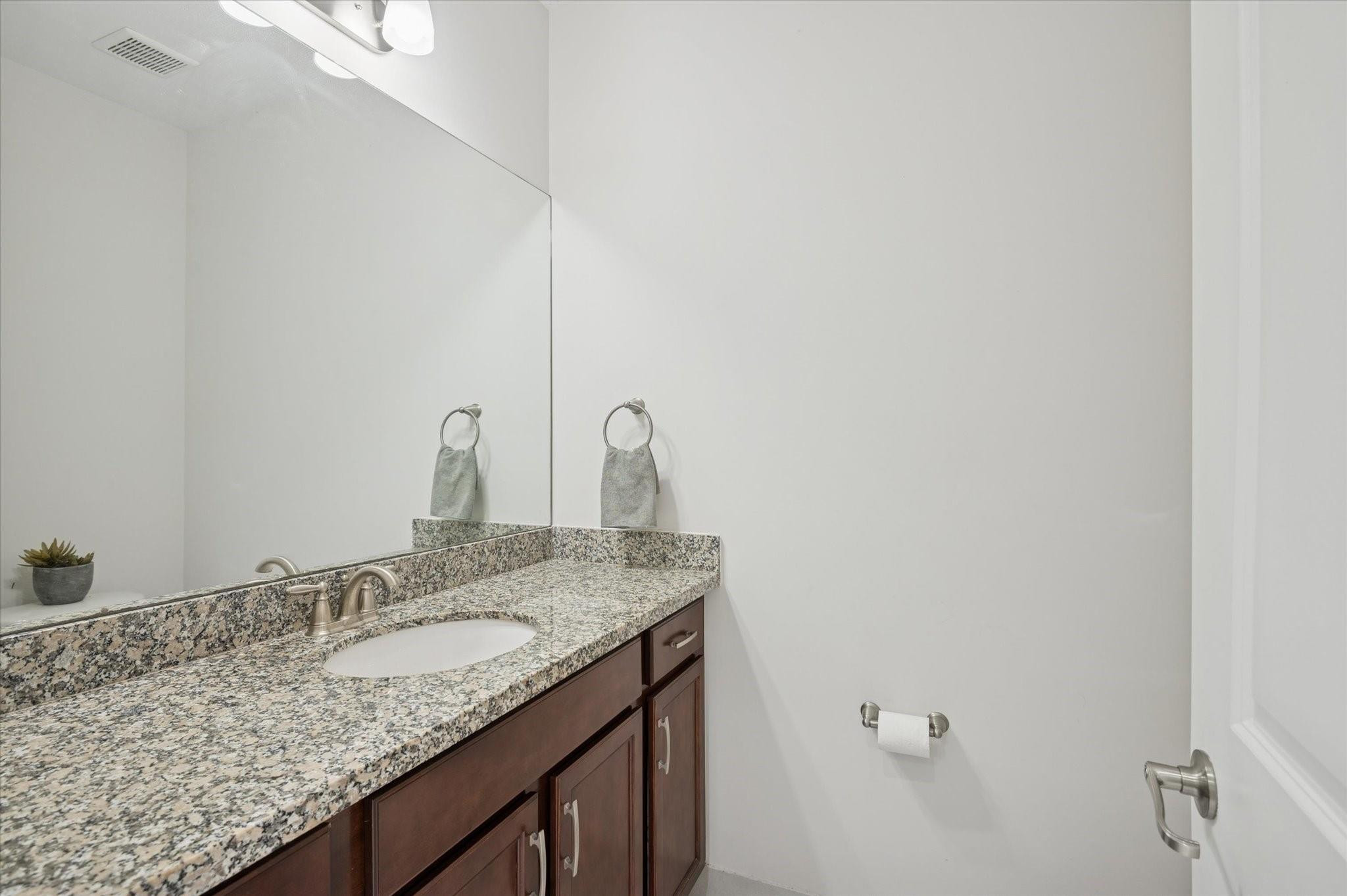 Bruschi Prop 180-105 B - Residential