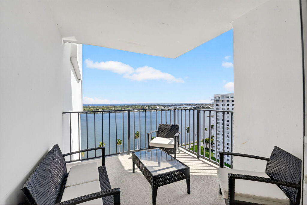 RAPALLO CONDO - Residential