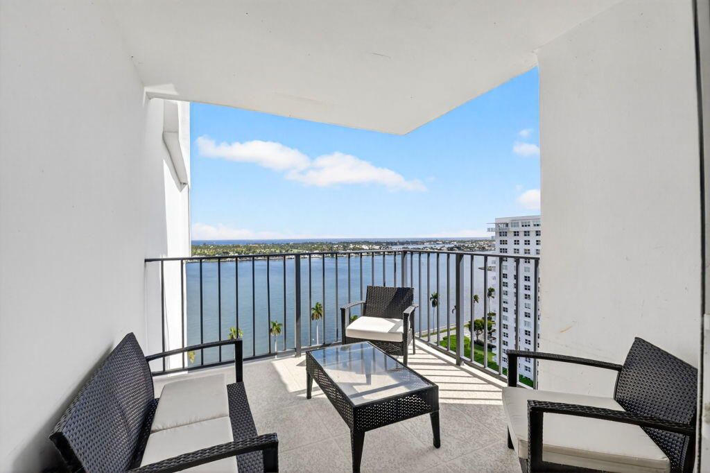 Photo of 1701 S Flagler Drive #1809, West Palm Beach, FL 33401 (MLS # R11168937)