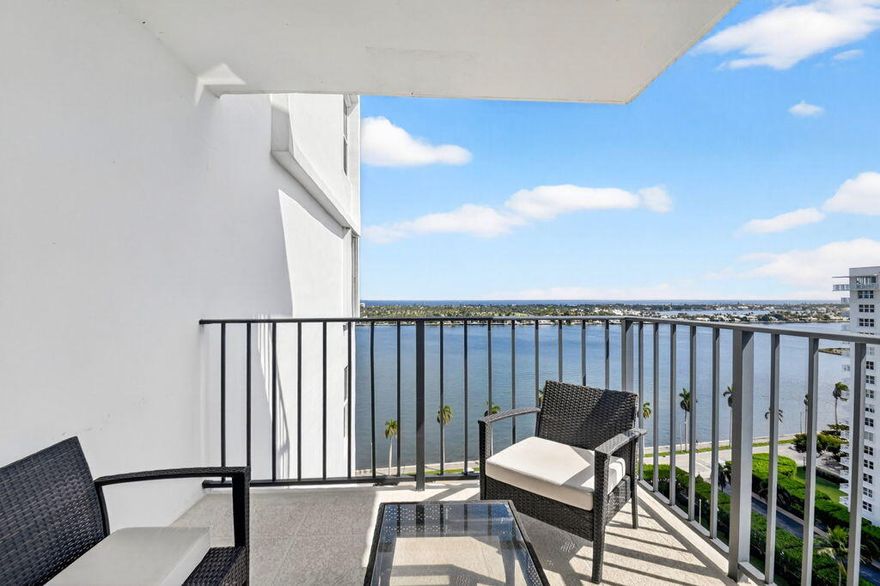 Panoramic views over Palm Beach Island and west as far as the eyes can see. Walking distance to downtown. The most inexpensive 2 bedroom in this building by a long shot. Act quickly!