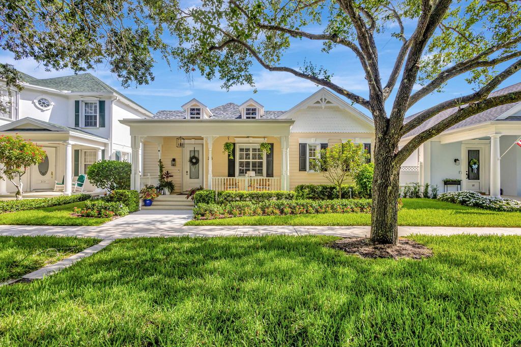 Photo of 215 Sweet Bay Circle, Jupiter, FL 33458 (MLS # R11002689)