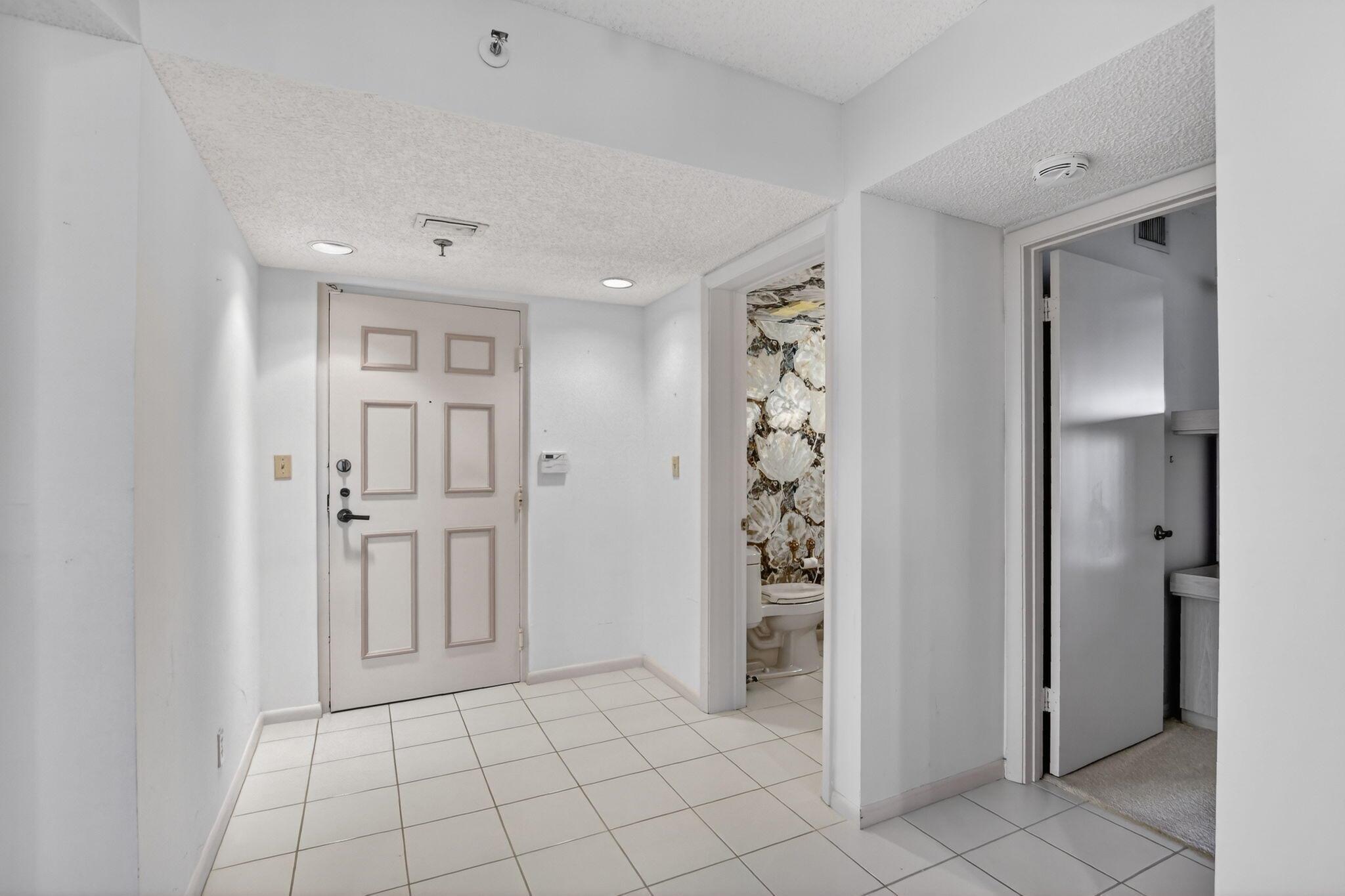 REGENCY AT BOCA POINTE - Residential