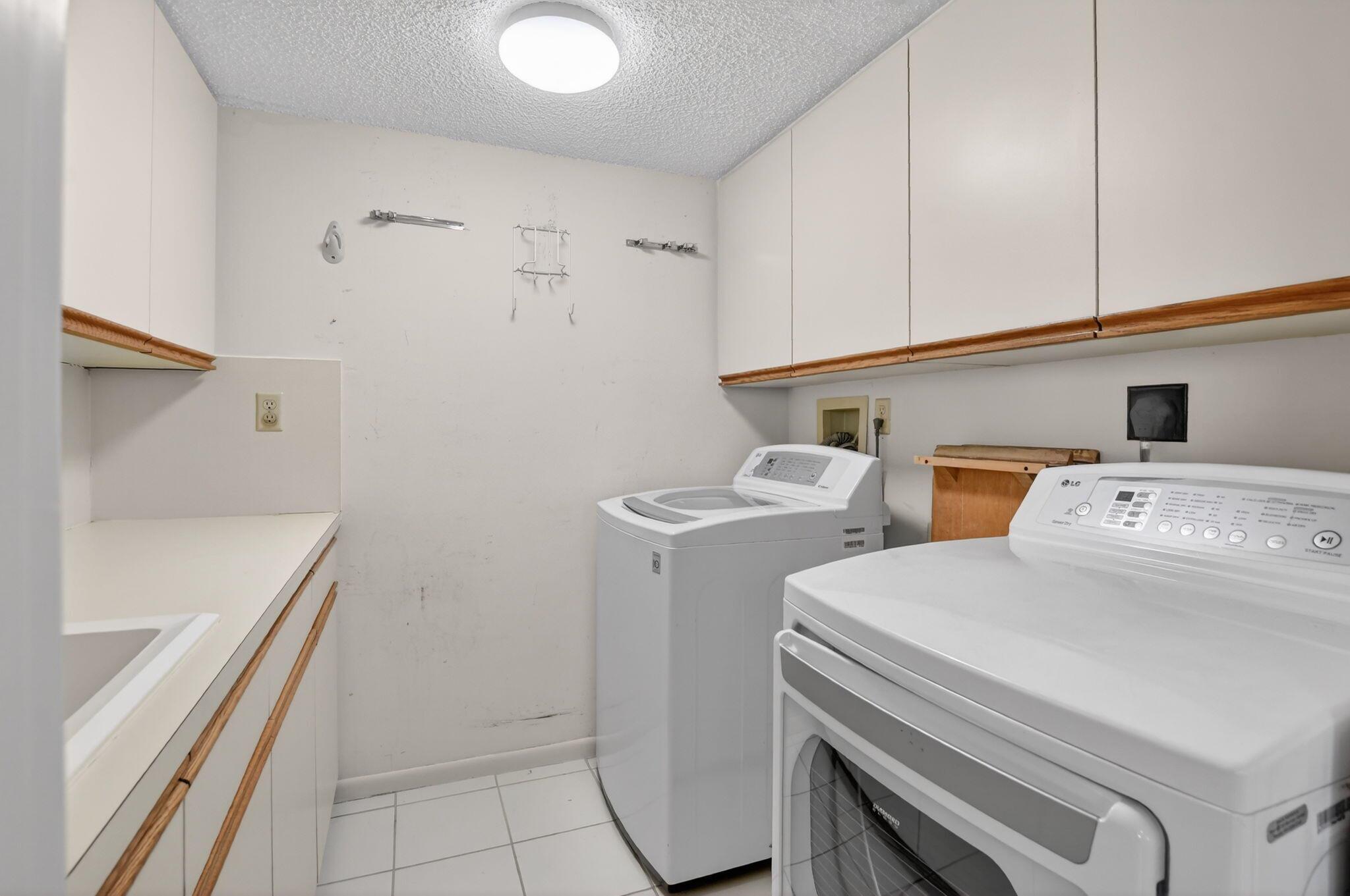 REGENCY AT BOCA POINTE - Residential