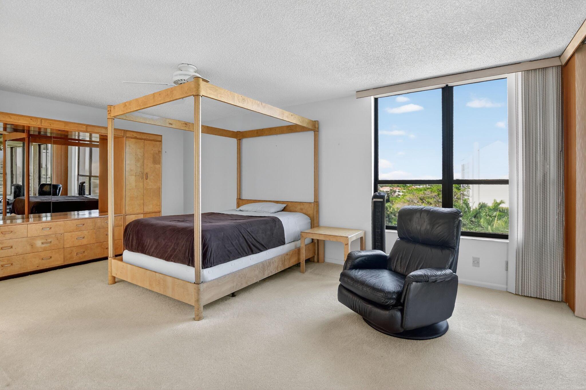 REGENCY AT BOCA POINTE - Residential