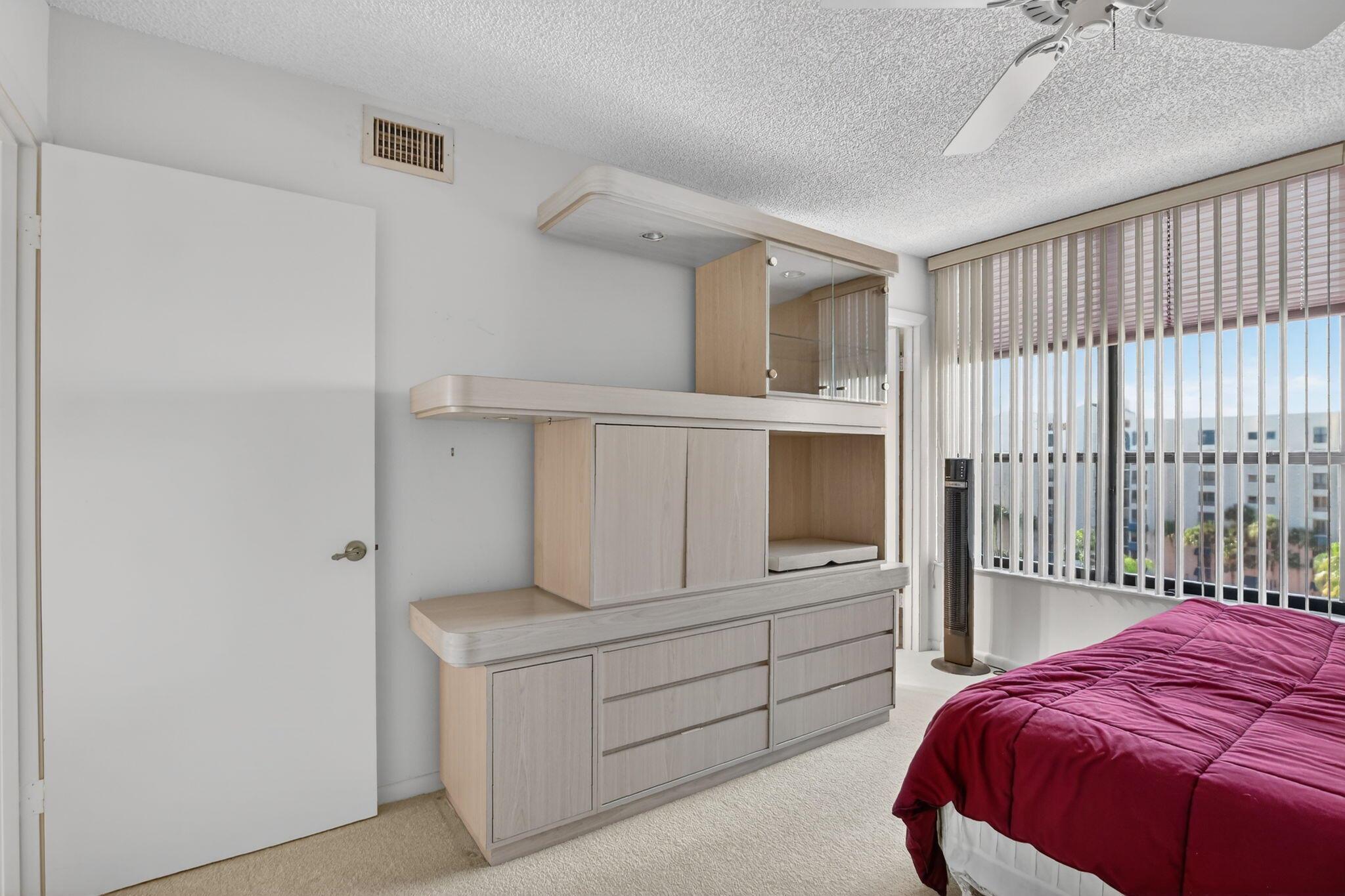 REGENCY AT BOCA POINTE - Residential