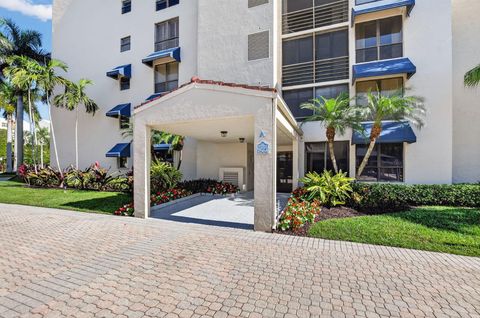 Photo of 7564 Regency Lake Drive #701, Boca Raton, FL 33433 (MLS # R11145434)