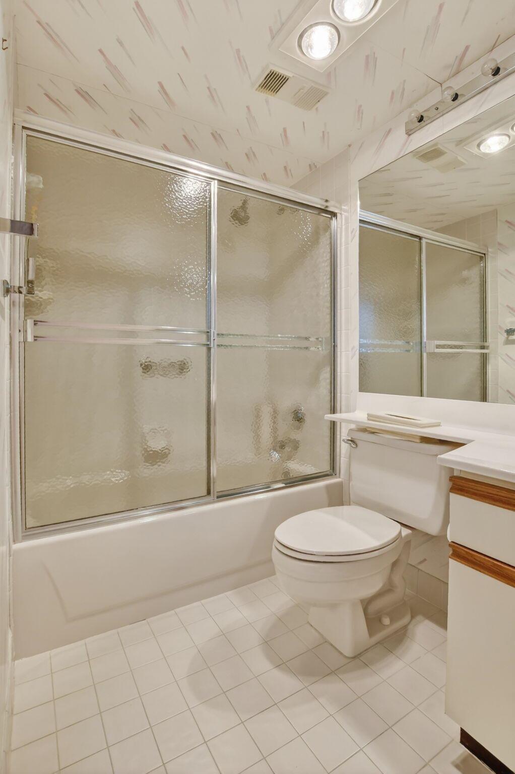 REGENCY AT BOCA POINTE - Residential