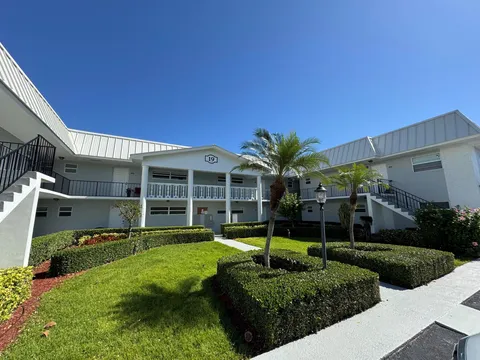 19 Colonial Club Drive Unit 204, Boynton Beach, FL MLS: R11074021