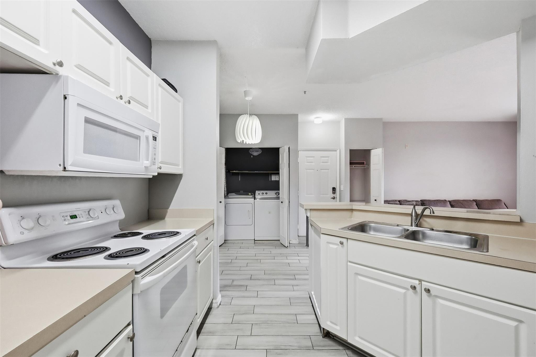 Palms Club Condo - Residential