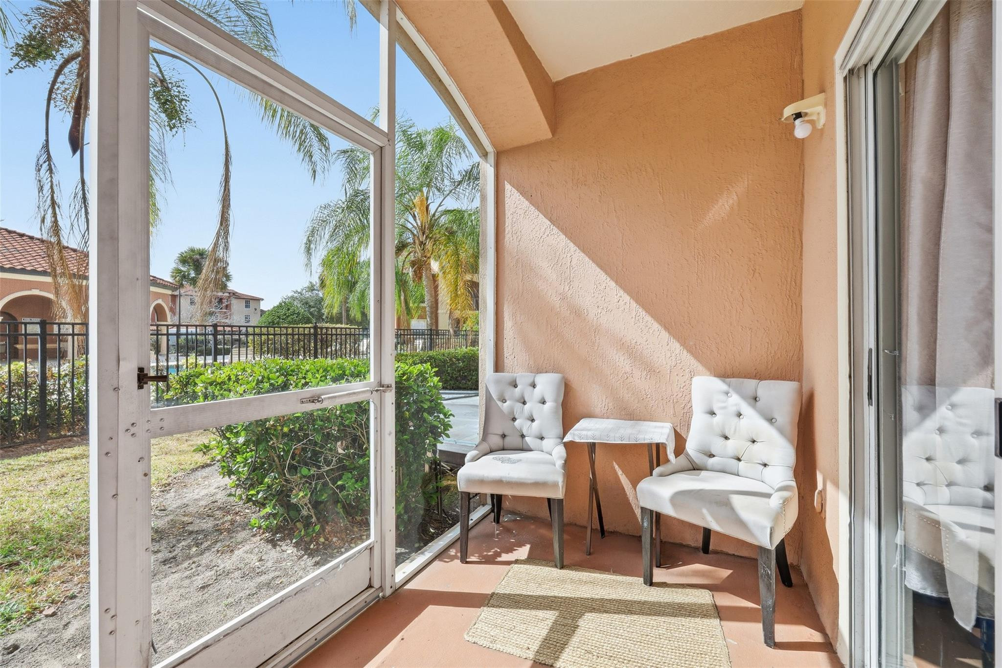 Palms Club Condo - Residential