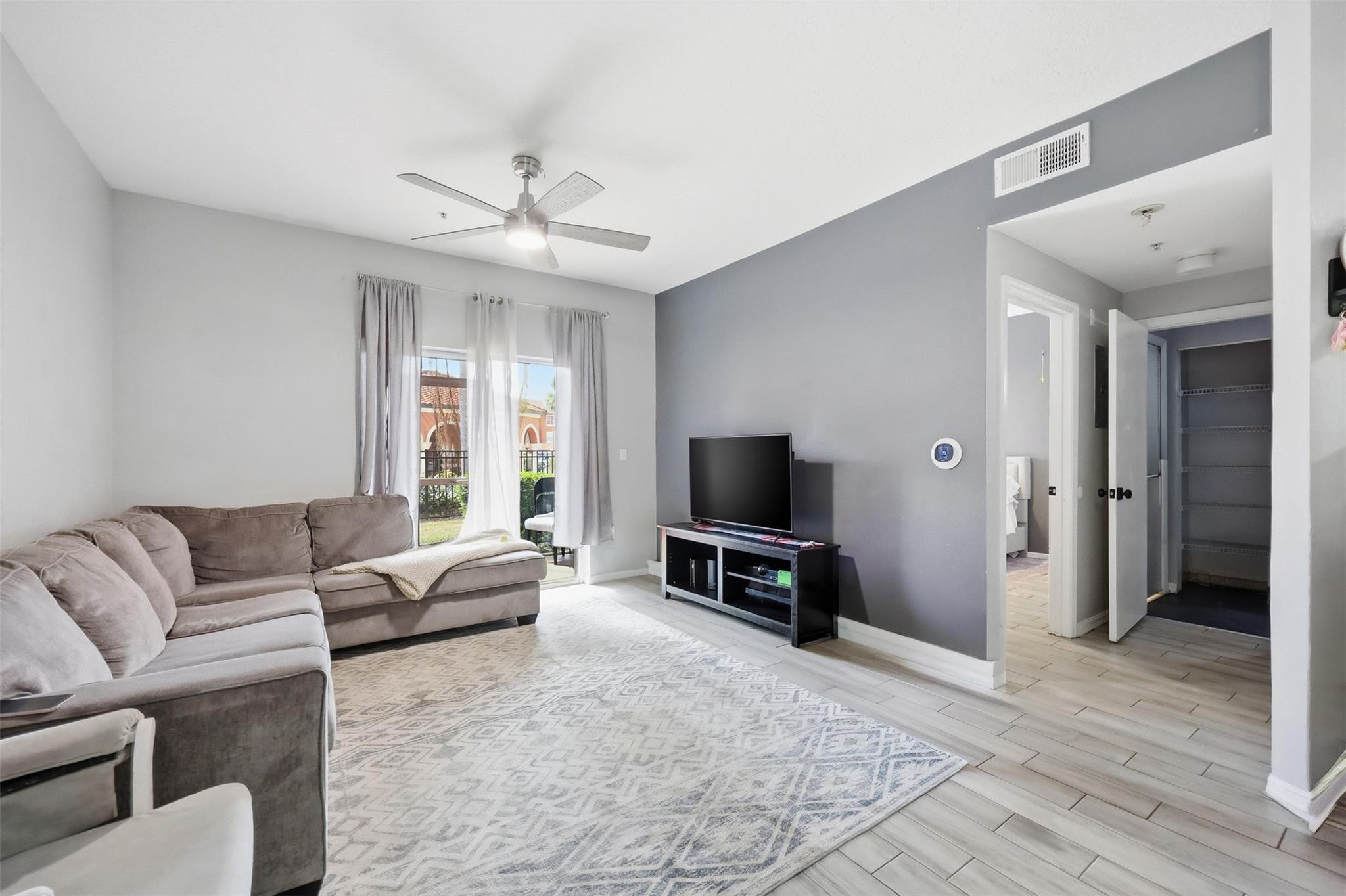 Palms Club Condo - Residential