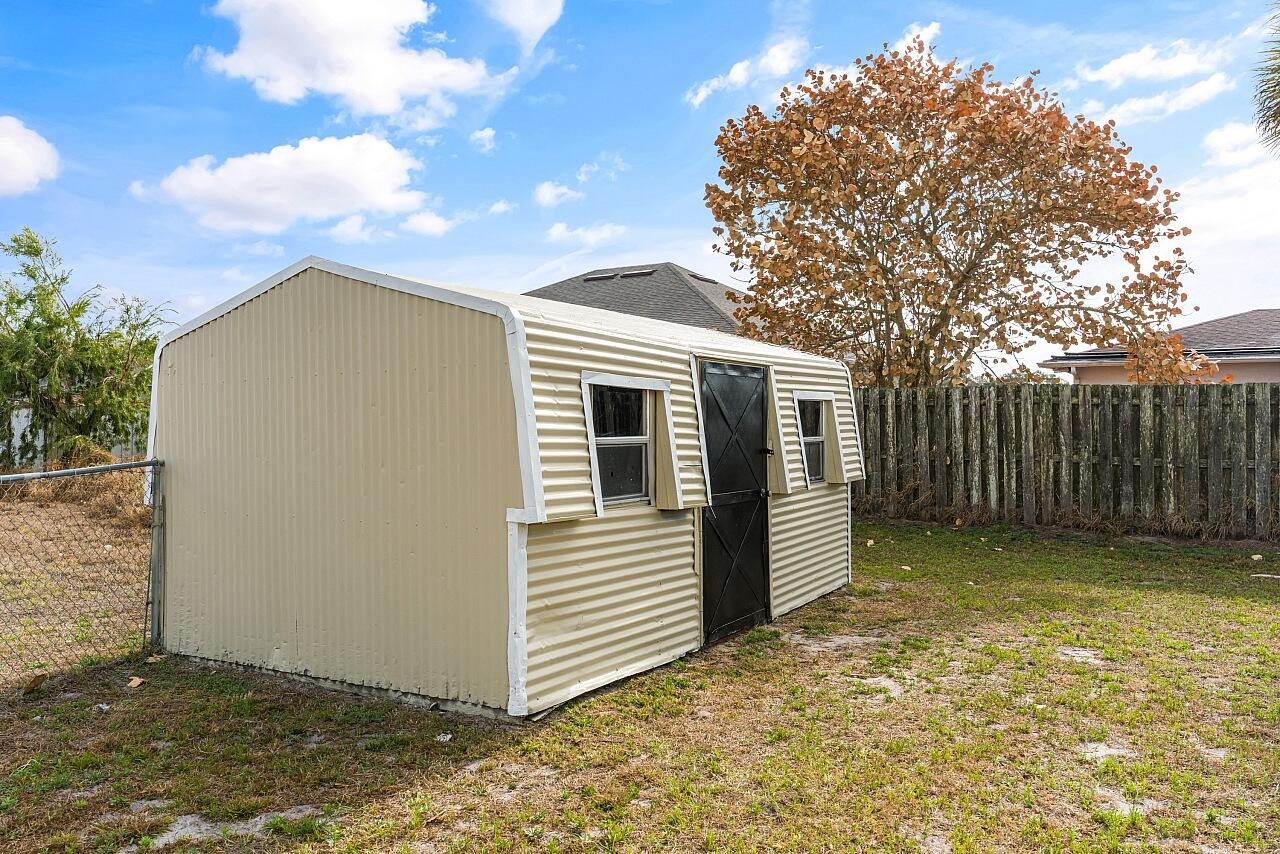 SEBASTIAN HIGHLANDS UNIT 8 - Residential