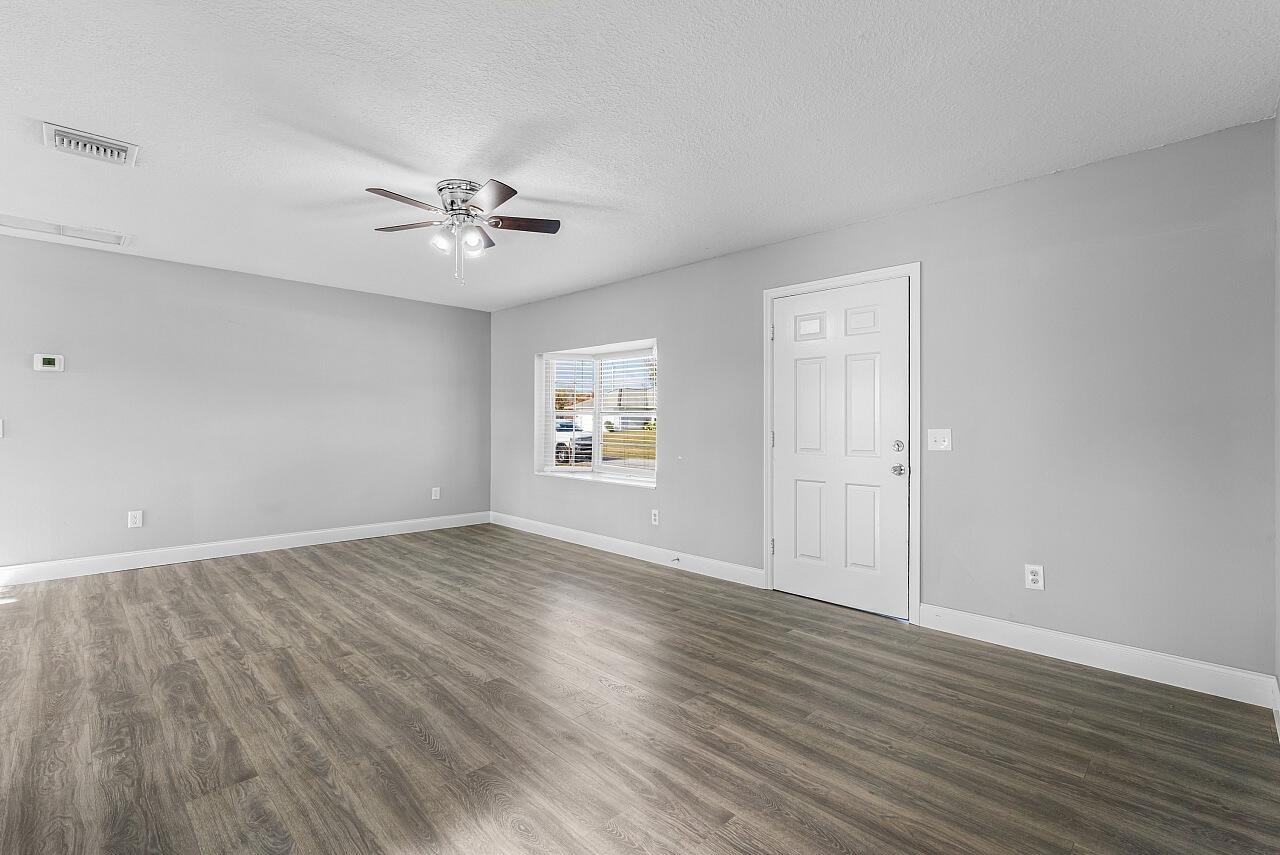 SEBASTIAN HIGHLANDS UNIT 8 - Residential