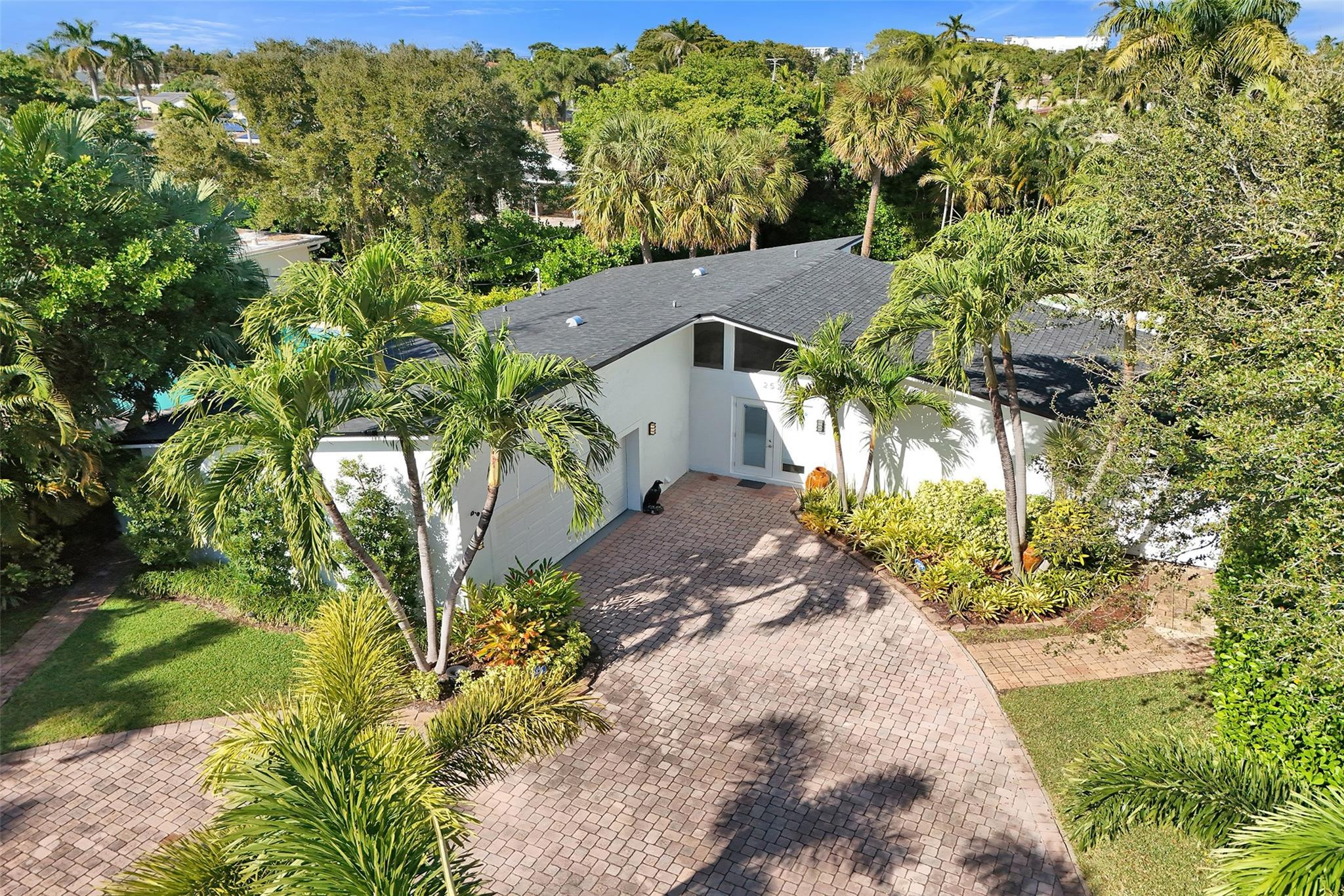 SANTA BARBARA ESTATES - Residential