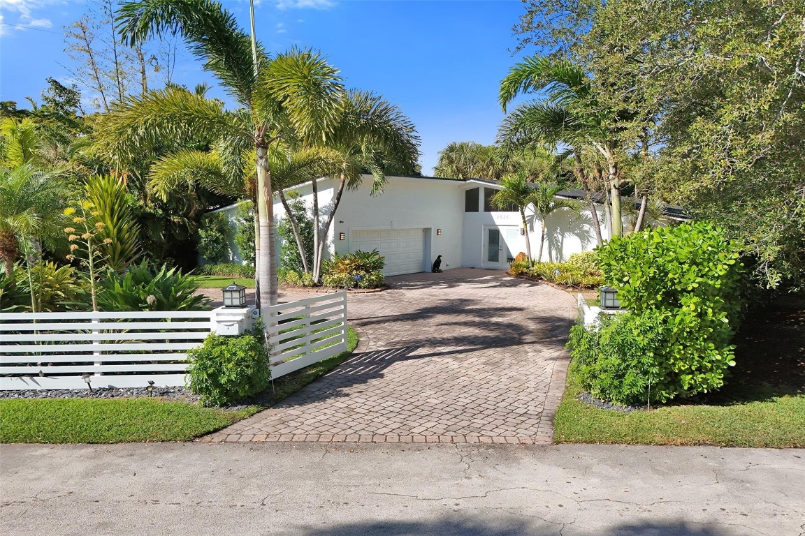 SANTA BARBARA ESTATES - Residential