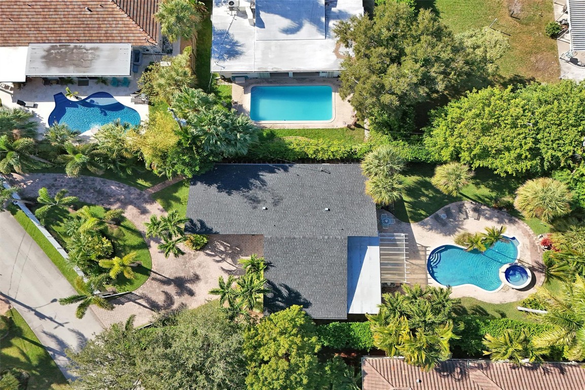 SANTA BARBARA ESTATES - Residential