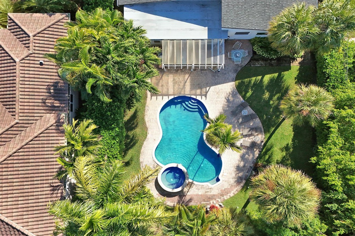 SANTA BARBARA ESTATES - Residential