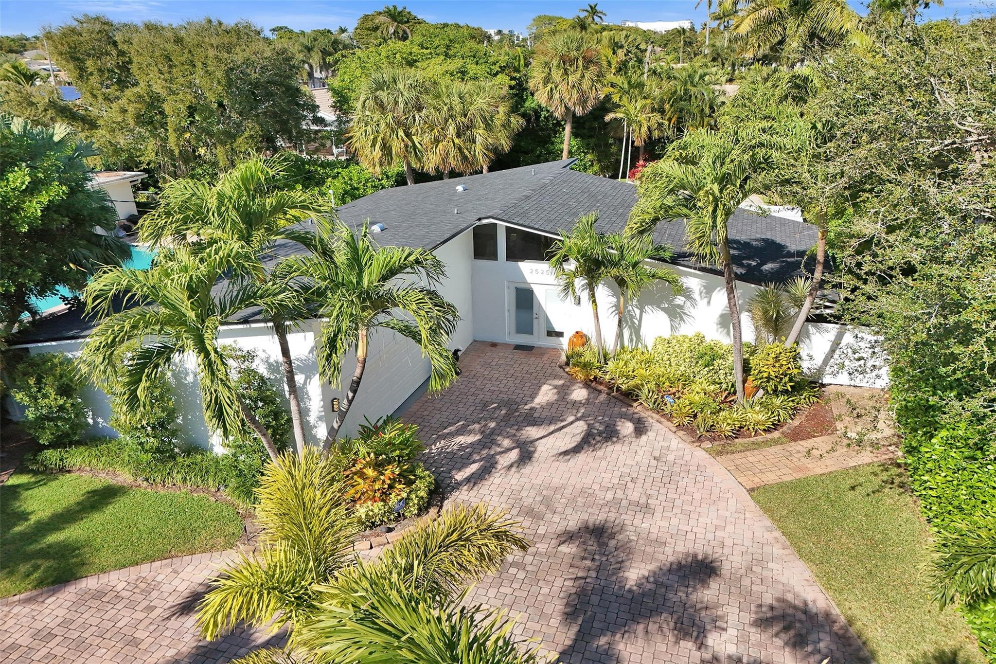 SANTA BARBARA ESTATES - Residential