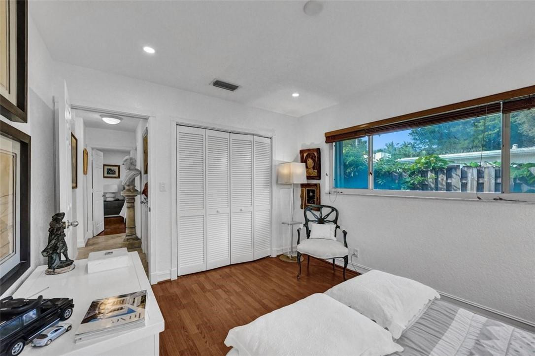 SANTA BARBARA ESTATES - Residential